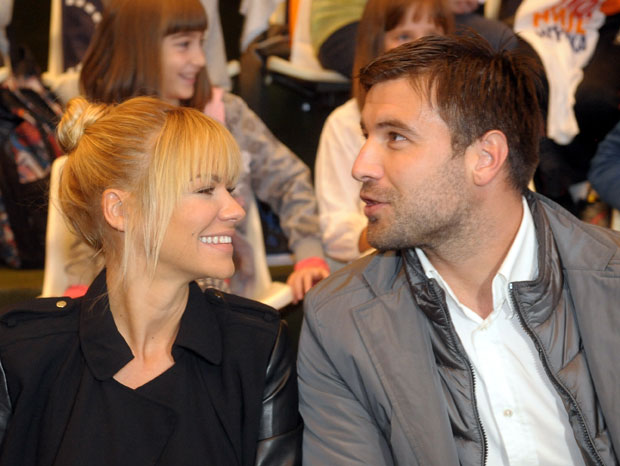 Дачин адвокат разводи Нату